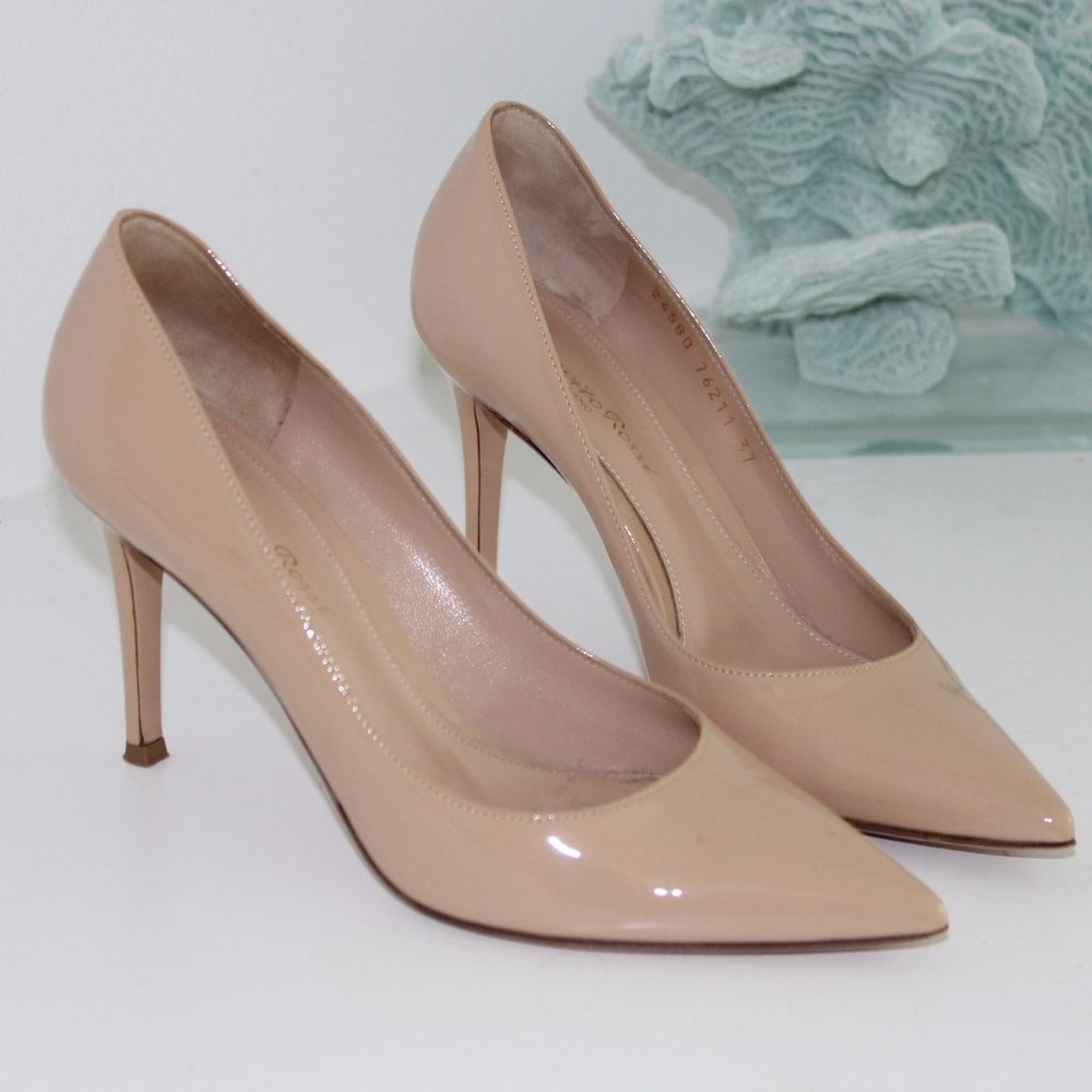 Gianvito Rossi Patent Leather Cream Nude Tan Stiletto Pumps Heels Size 37